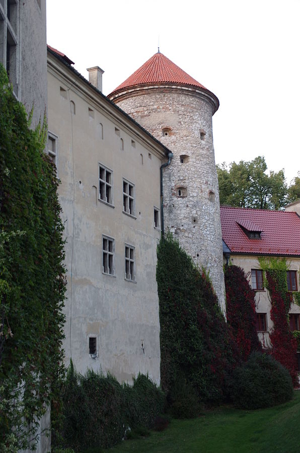 Zamek w Pieskowej Skale – muzeum i park krajobrazowy 3